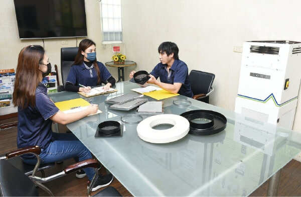 會議室空氣清淨機安裝實例